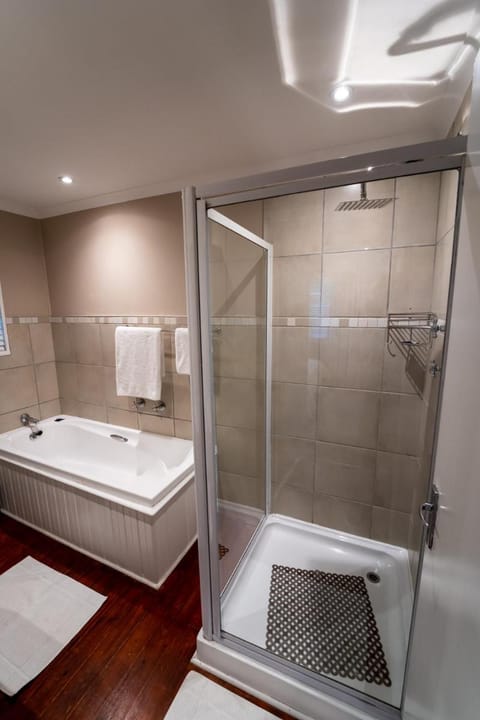 Gooderson Knysna Chalets Resort in Knysna