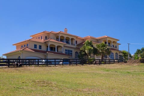 Rua Resort Bed and Breakfast in Hamilton