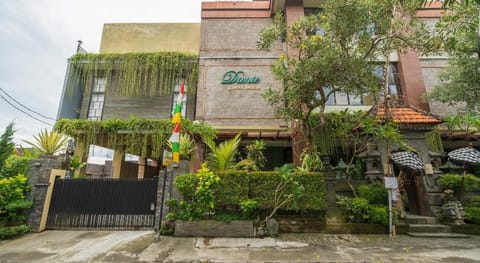 Dante Guesthouse Bali Hotel in Blahbatuh