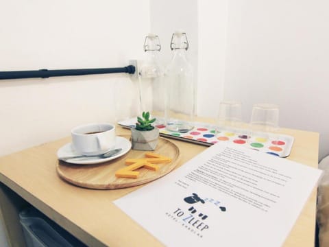 To Zleep Hotel Bed and Breakfast in Khuekkhak