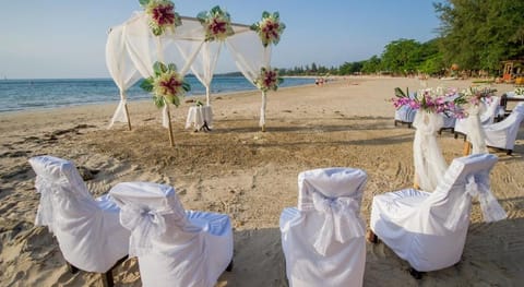 Banana Beach Resort Resort in Sala Dan