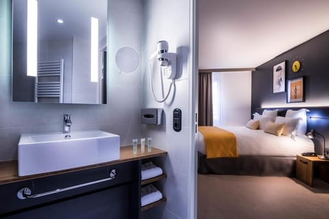Best Western Plus Suitcase Paris La Defense Hotel in Île-de-France