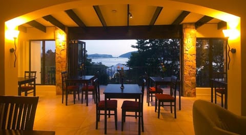 Double Dutch Bed and Breakfast Hotel in Knysna