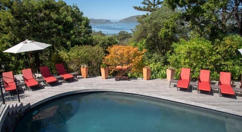 Double Dutch Bed and Breakfast Hotel in Knysna