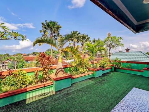 OYO 92175 Surya Madu Guest House Near Pantai Kelan Hotel in Kuta