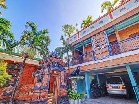 OYO 92175 Surya Madu Guest House Near Pantai Kelan Hotel in Kuta