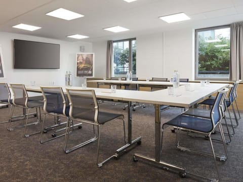 Novotel Paris Saint Denis Stade Basilique Hotel in Saint-Denis, France