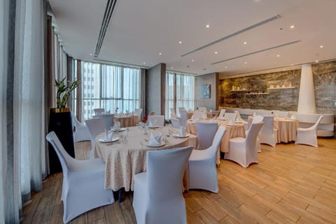 TRYP by Wyndham Abu Dhabi City Centre Hotel in Abu Dhabi