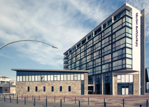 Mercure Cherbourg Centre Port Hotel in Normandy