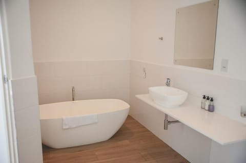 theLAB Franschhoek Bed and Breakfast in Franschhoek