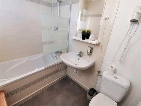 Hotel Les Montagnards Hotel in Morteau