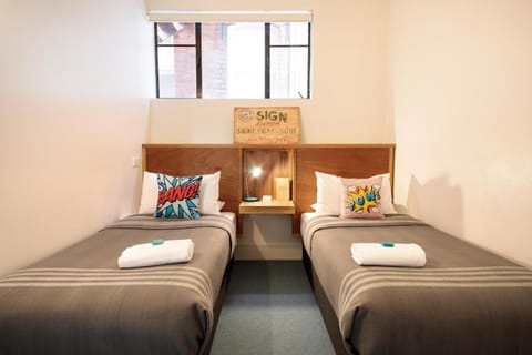 Alabama Hotel Hobart Hotel in Hobart