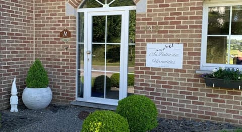 Country House Au Ballet des Hirondelles Apartment in Wallonia, Belgium