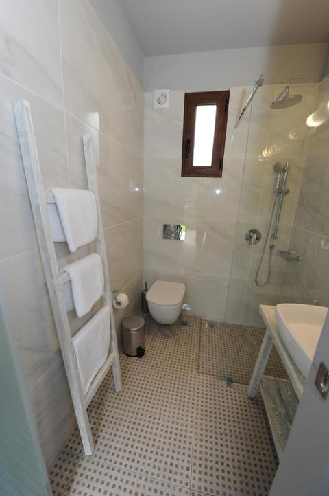 Camping & Bungalows Castle View Campground/ 
RV Resort in Messenia