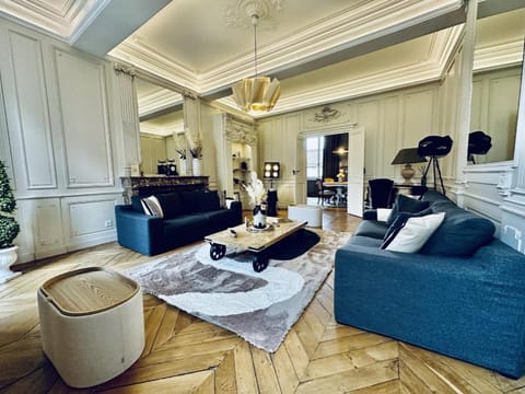 41 Maufoux By Bruno Colin Apartment in Beaune