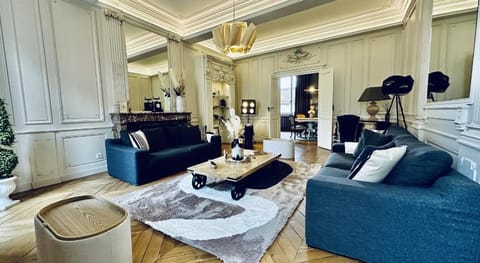 41 Maufoux By Bruno Colin Apartment in Beaune