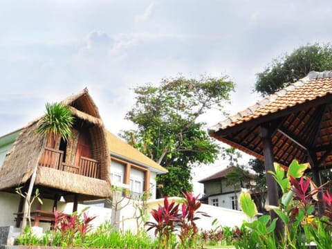 Villa Tangtu Beach Inn Hotel in Sukawati