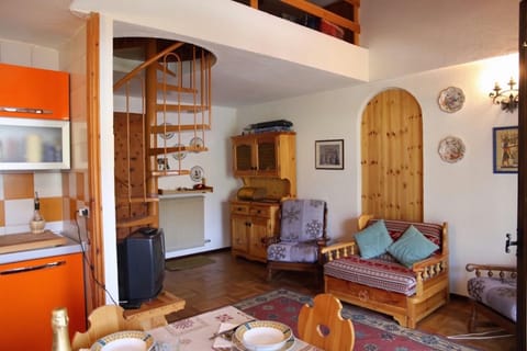 La Golette Apartment  Apartment in La Thuile