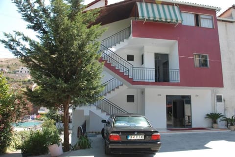 Hotel Freskia Hotel in Sarandë