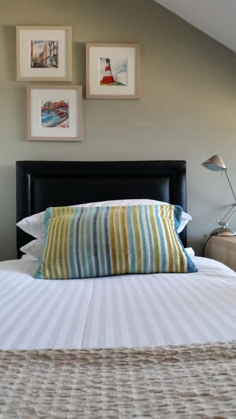 Gallery Guesthouse Bed and Breakfast in Plymouth