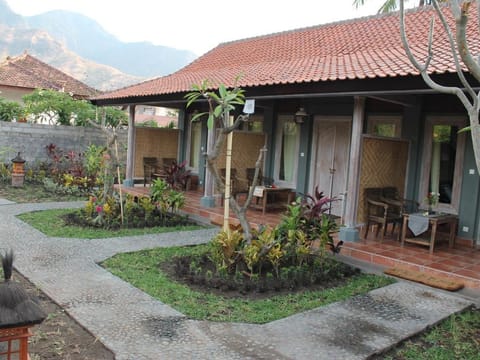 Ode Resto Guesthouse Bed and Breakfast in Bali