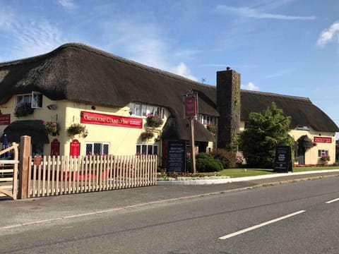 Greyhound Country Inn Bed and Breakfast in East Devon District
