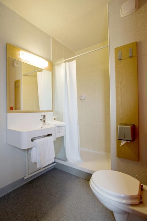 B&B HOTEL Paris Romainville Noisy-le-Sec Hotel in Paris