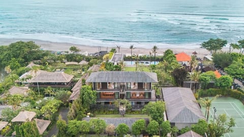 Arnalaya Beach House Villa in North Kuta