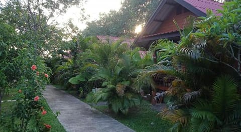 Najjamee Bungalow Vacation rental in Krabi Changwat