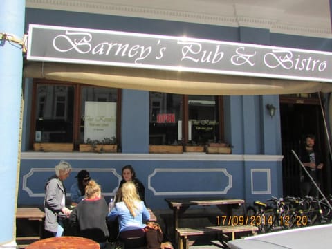 Kimberley Backpackers Hotel in Cape Town