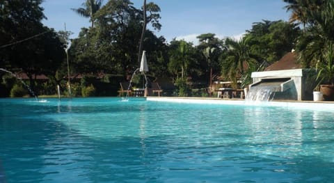 Lanta Long Beach Hostel Hostel in Sala Dan