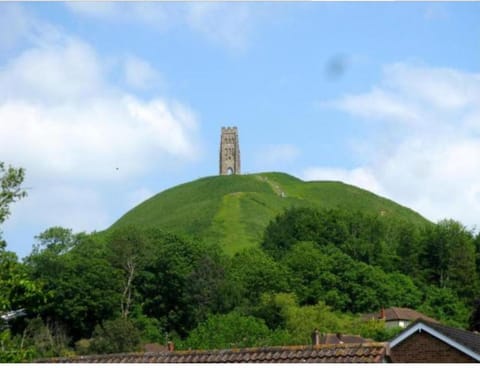 Camelot Retreat Bed and Breakfast in Glastonbury