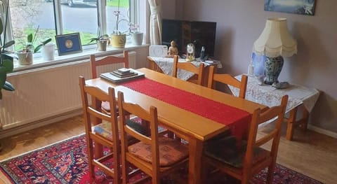 Camelot Retreat Bed and Breakfast in Glastonbury