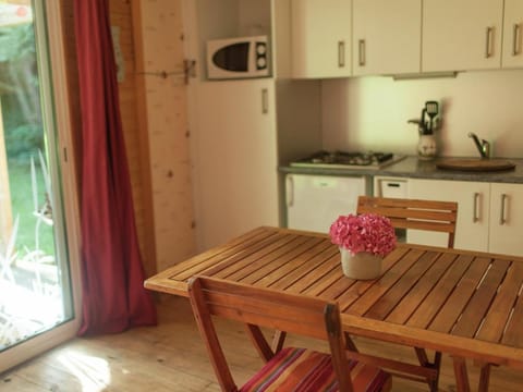 Cozy chalet in Ponchel with pond Vacation rental in Hauts-de-France