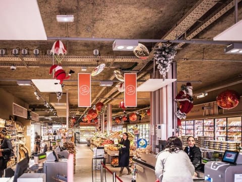 Les Appartements Paris Clichy Hotel in Clichy