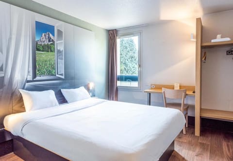 B&B HOTEL CHAMBERY La Cassine Hotel in Chambery