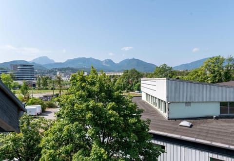 B&B HOTEL CHAMBERY La Cassine Hotel in Chambery