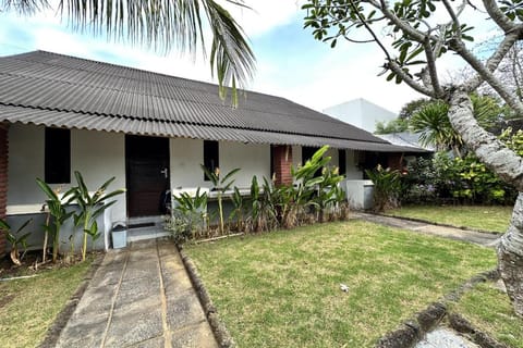 BB Homestay Two Bed and Breakfast in Bali