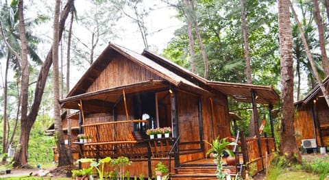 Eco Lanta Hideaway Beach Resort Resort in Sala Dan