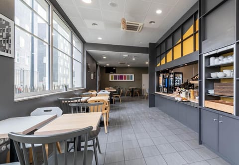 B&B Hotel Lille Roubaix Campus Gare Hotel in Flanders