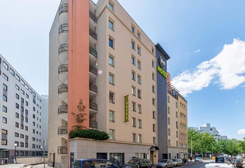 B&B HOTEL Lyon Caluire Cité Internationale Hotel in Caluire-et-Cuire