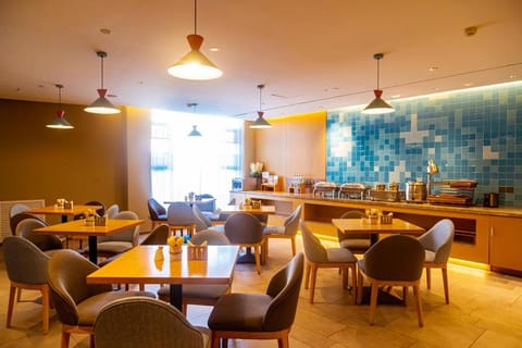 Home Inn Neo Tianjin Jinghai Daqiuzhuang Hotel in Tianjin