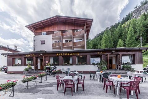 Hotel Sorapiss Hotel in Trentino-South Tyrol