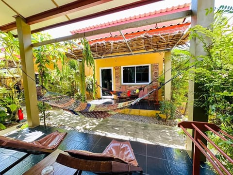 Lanta Baan Nok Resort Hotel in Sala Dan