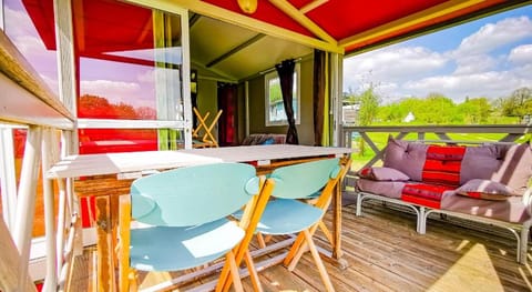 Au Bonheur Nomade Bed and Breakfast in Normandy