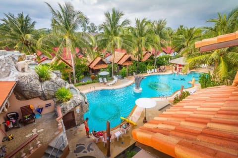 Laguna Beach Club Resort in Sala Dan