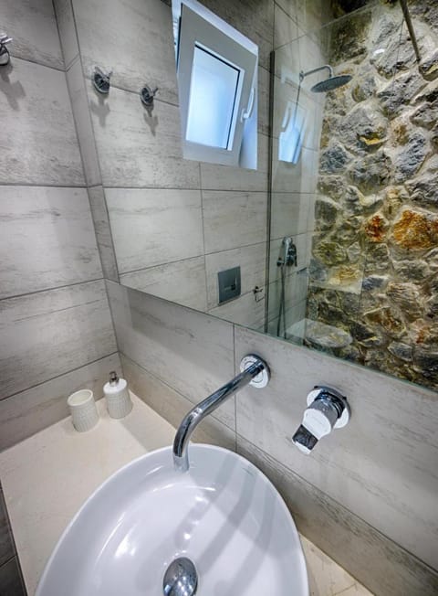 Vistonia Apartment in Corfu, Greece