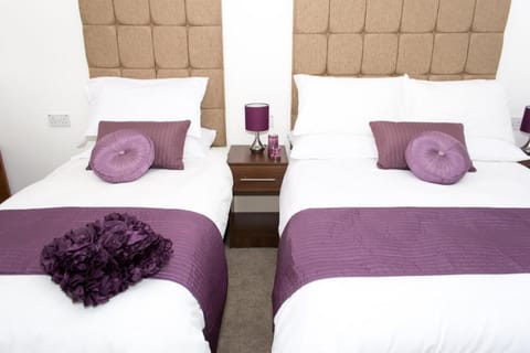 Parkview Residence Hotel in Salford