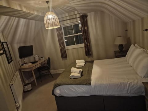 The Riverside Inn in West Oxfordshire District