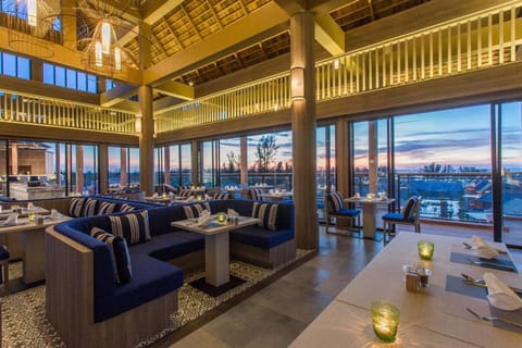 Mai Holiday by Mai Khaolak - Adult Zone Hotel in Khuekkhak